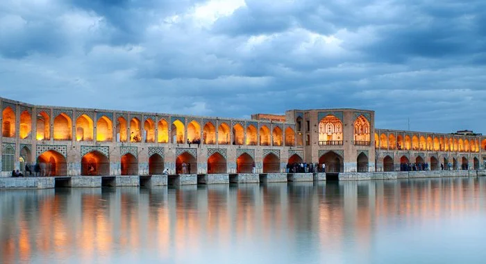 چرا ایران کشوری چهار فصل است ؟