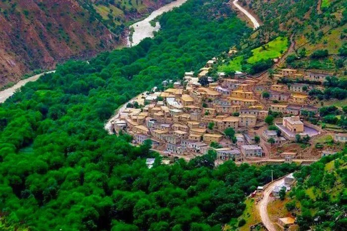 چرا ایران کشوری چهار فصل است ؟