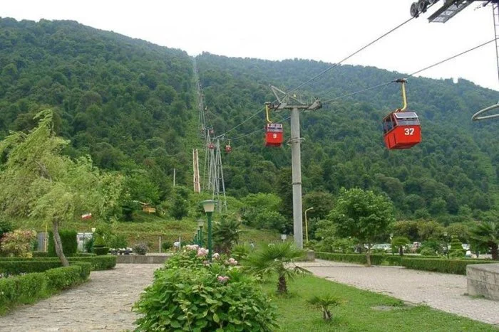 چرا ایران کشوری چهار فصل است ؟