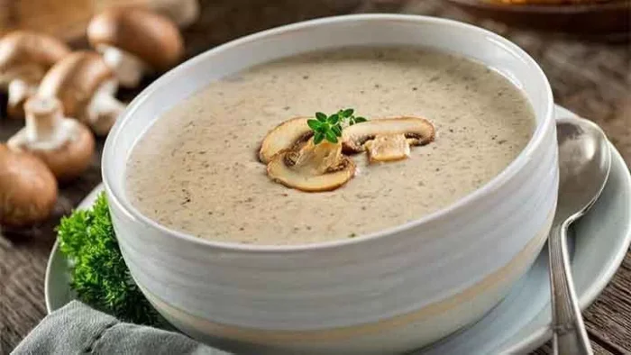 چطوری یه سوپ گردن لعاب‌ دار و خوشمزه درست کنیم؟