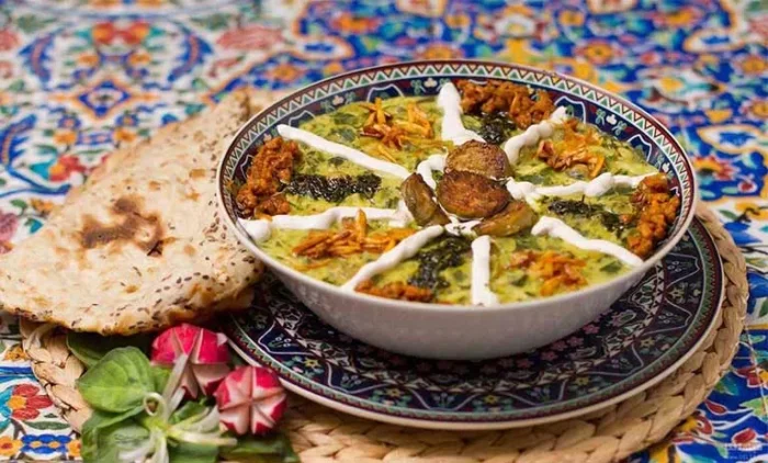 چطور با یک پیمانه ماش، آش مقوی درست کنیم؟