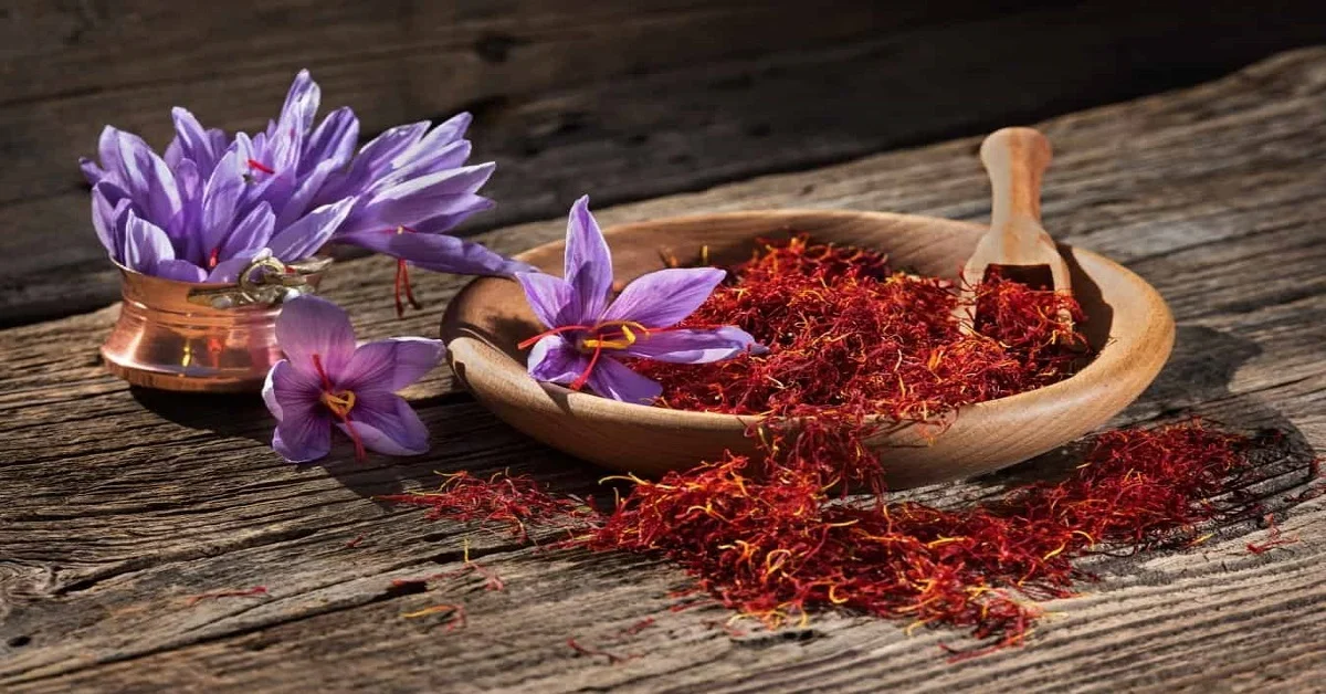 چطور با زعفران پوست خود را درخشان کنیم؟