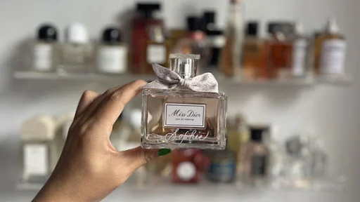 کدام عطر با فصل زندگی شما سازگار است؟ کدام عطر با فصل زندگی شما سازگار است؟