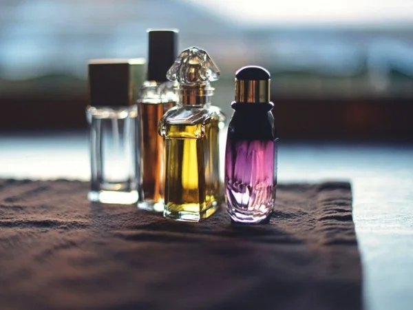 کدام عطر با فصل زندگی شما سازگار است؟ کدام عطر با فصل زندگی شما سازگار است؟