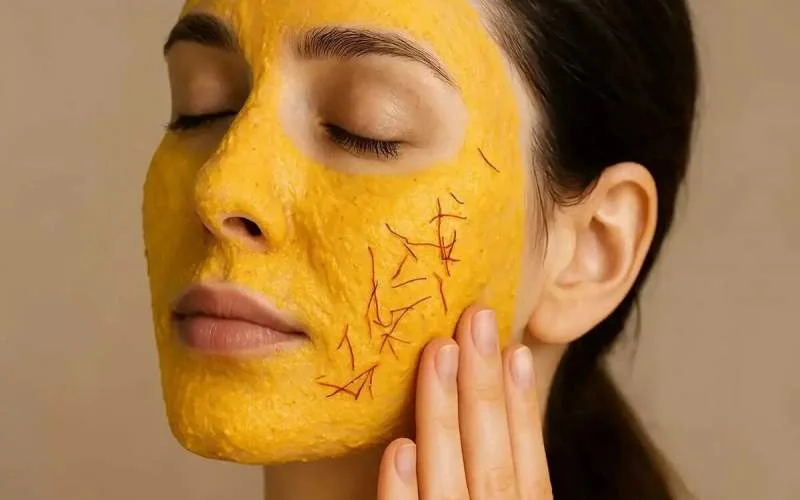 چطور با زعفران پوست خود را درخشان کنیم؟ چطور با زعفران پوست خود را درخشان کنیم؟