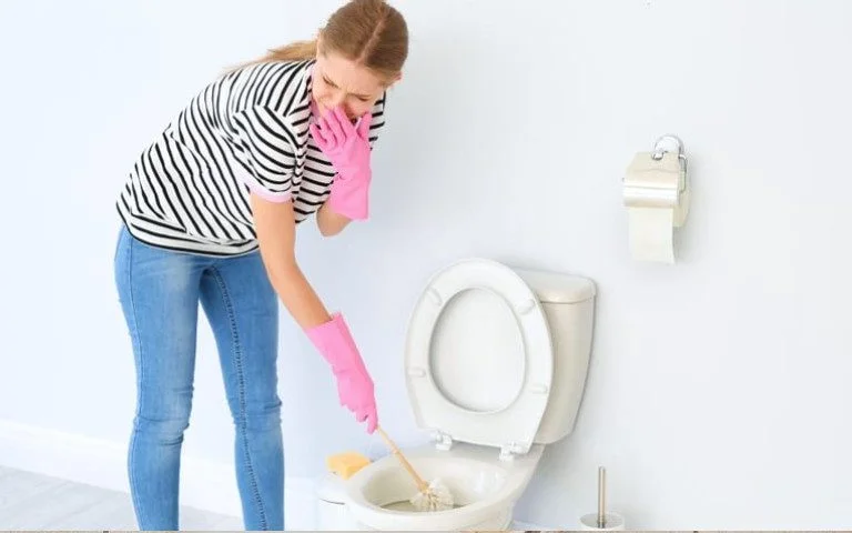 چگونه بوی فاضلاب را برای همیشه از خانه دور کنیم؟